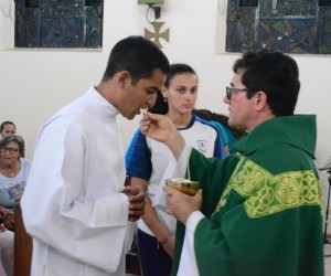 Dom Paulo recebe no Seminário São José Novos Seminaristas