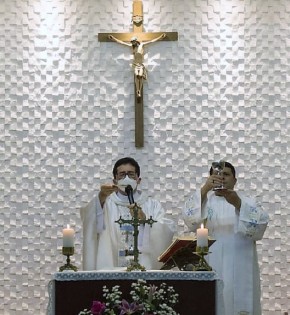 Abertura da Festa de Nossa Senhora Aparecida (Comunidade Dom Tiago Postma) Paróquia de Santo Antônio Catedral