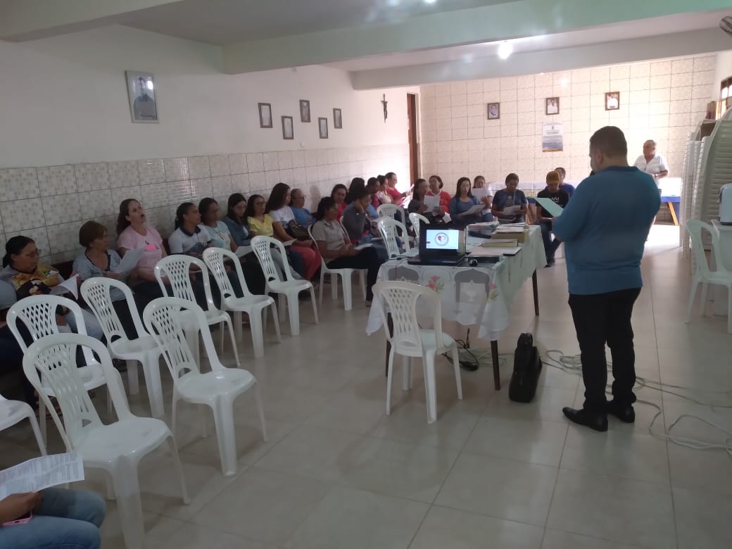 Encontro de formação da pastoral do dízimo de Rainha Isabel 