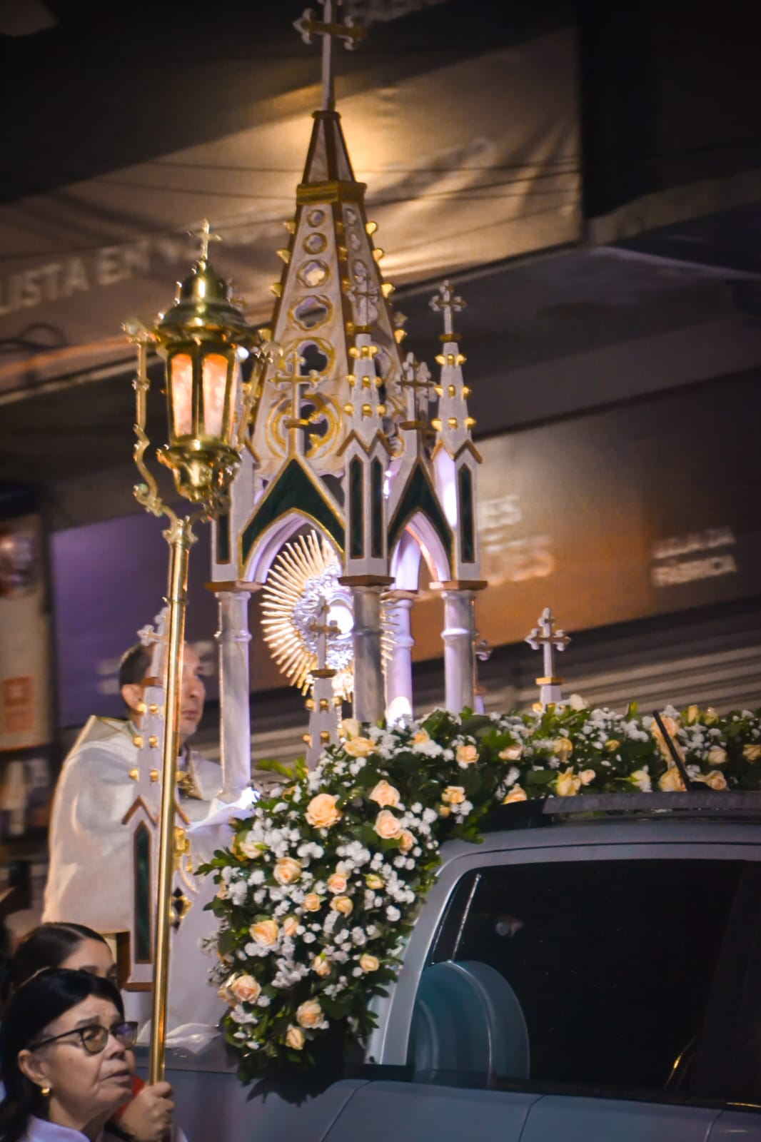 Corpus Christi reúne multidão de fiéis na Catedral de Santo Antônio em Garanhuns