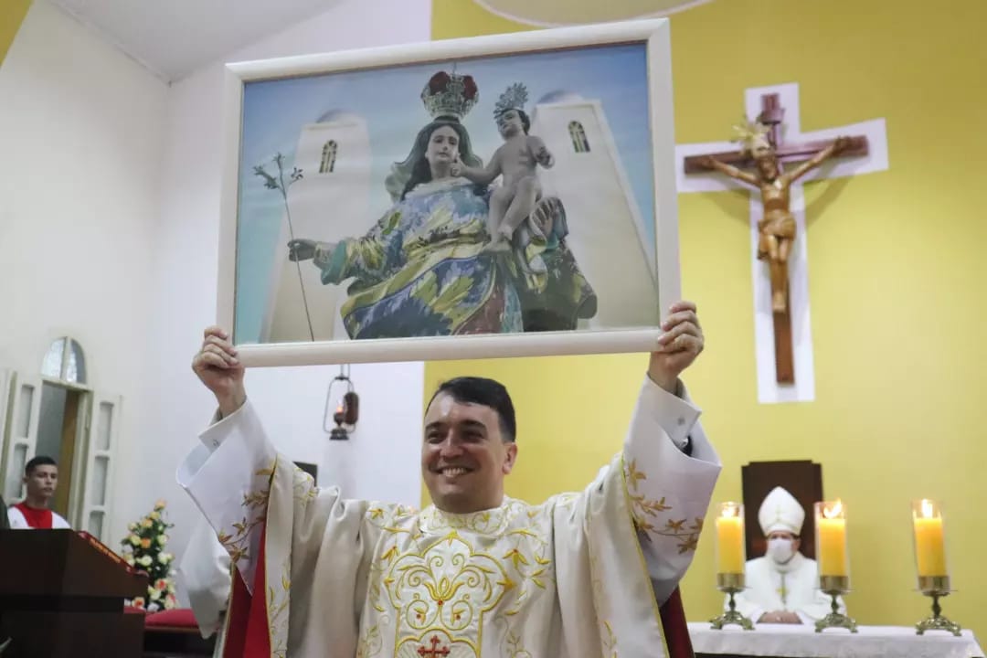 Posse Canônica do Novo Administrador Paroquial da Paróquia Santa Mãe de Deus